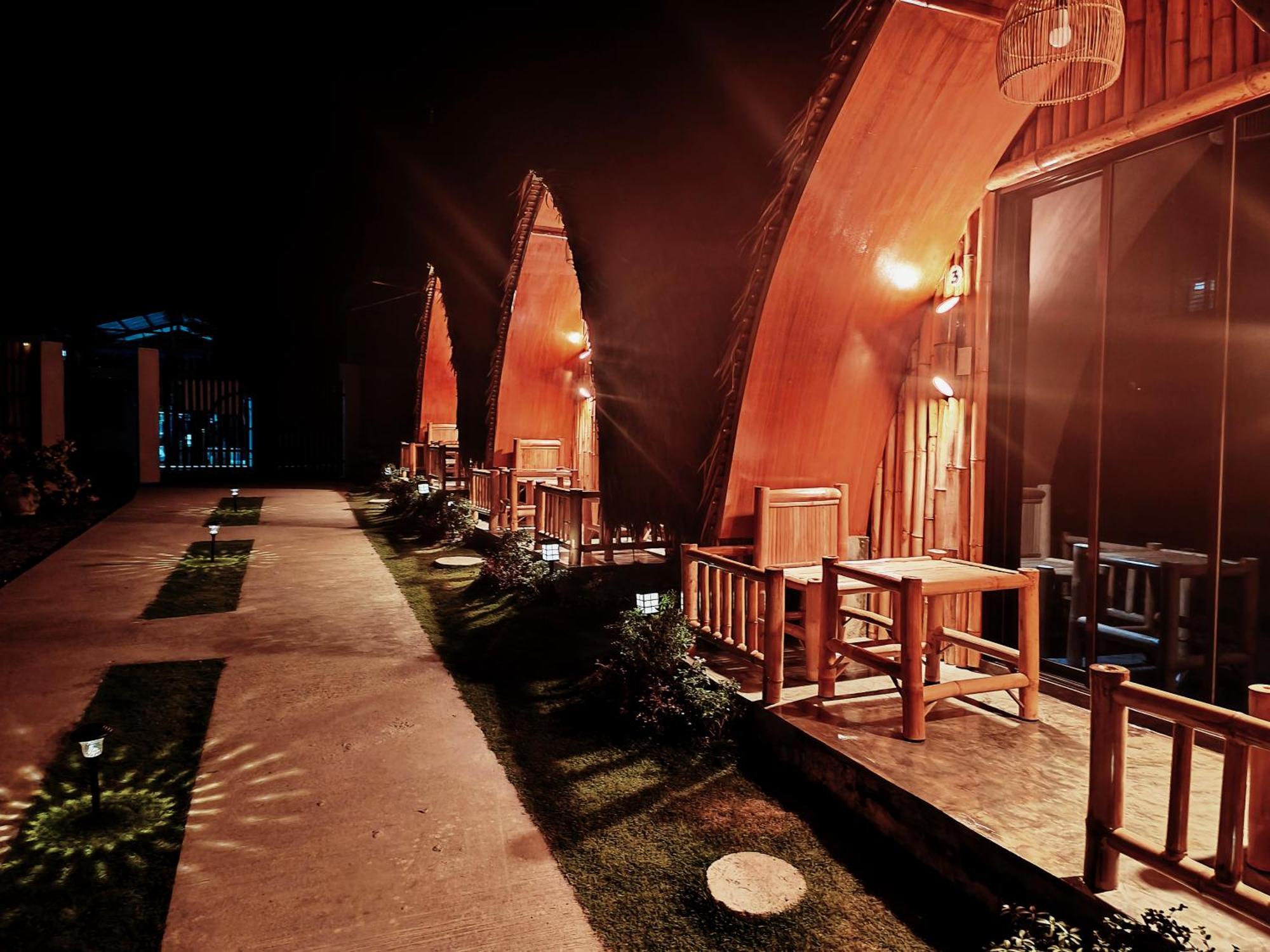 East Holiday Resort Moalboal Exterior photo