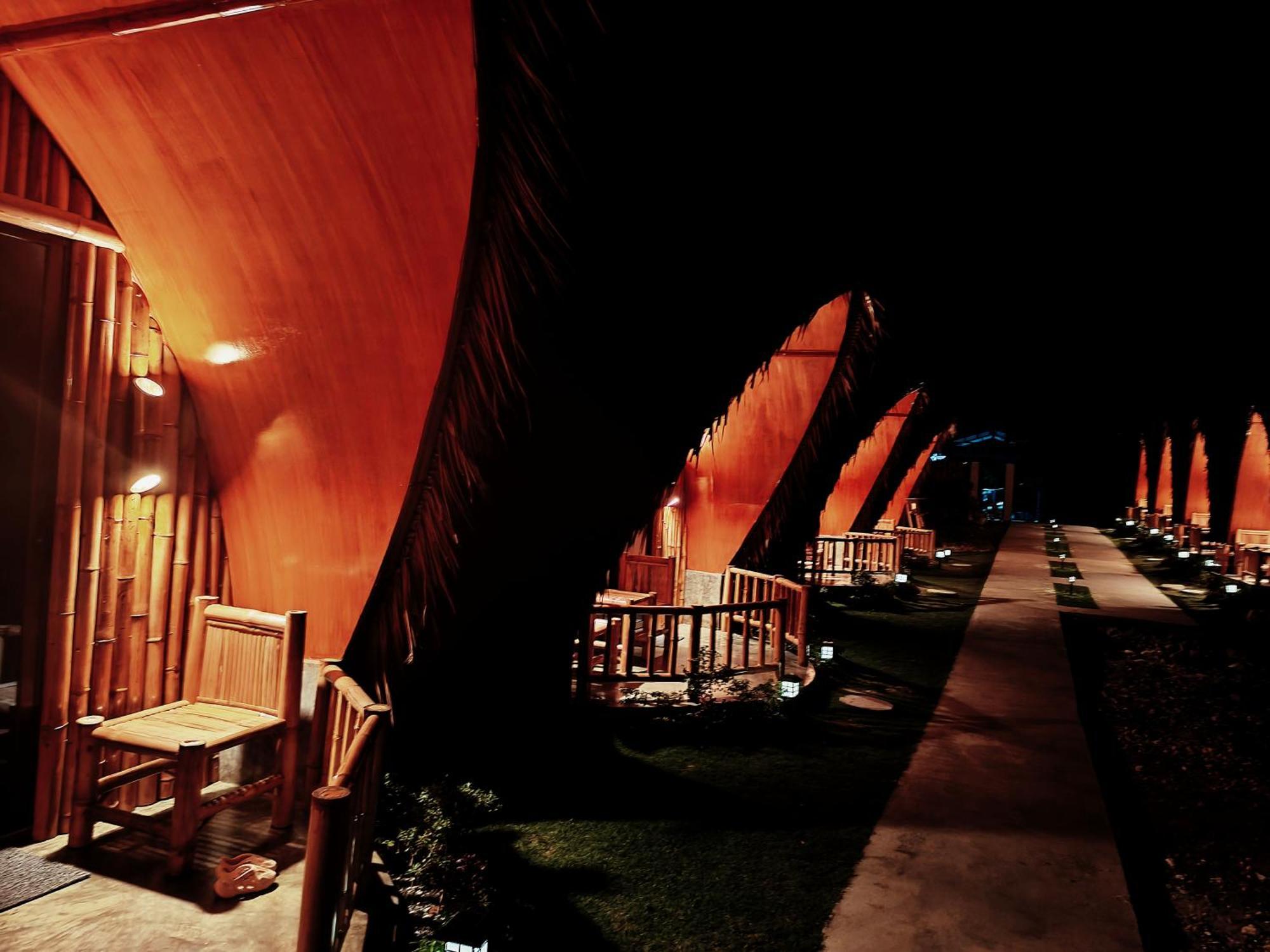 East Holiday Resort Moalboal Exterior photo